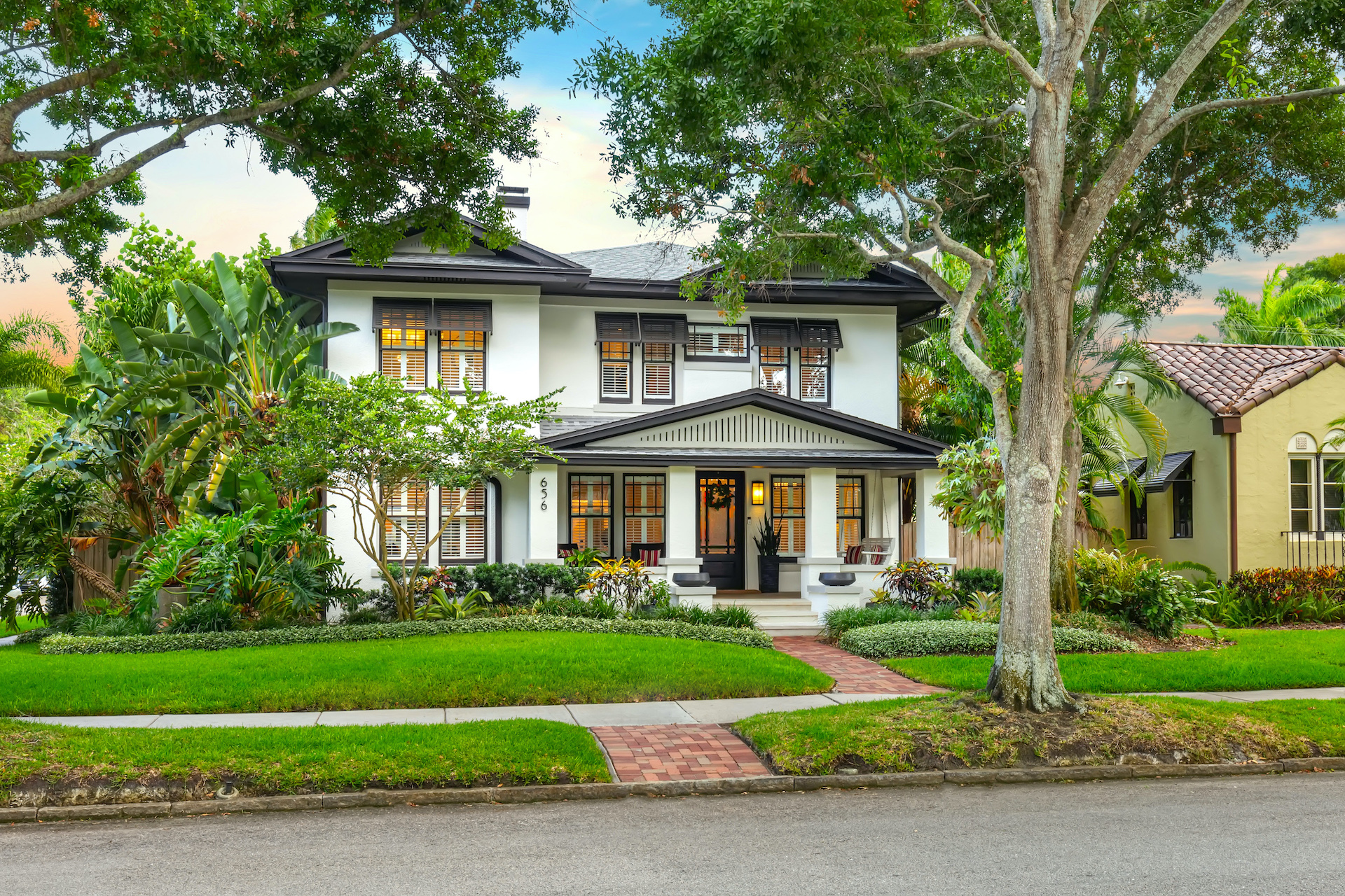 Larry Mendez | Smith & Associates Real Estate | REALTOR | Home